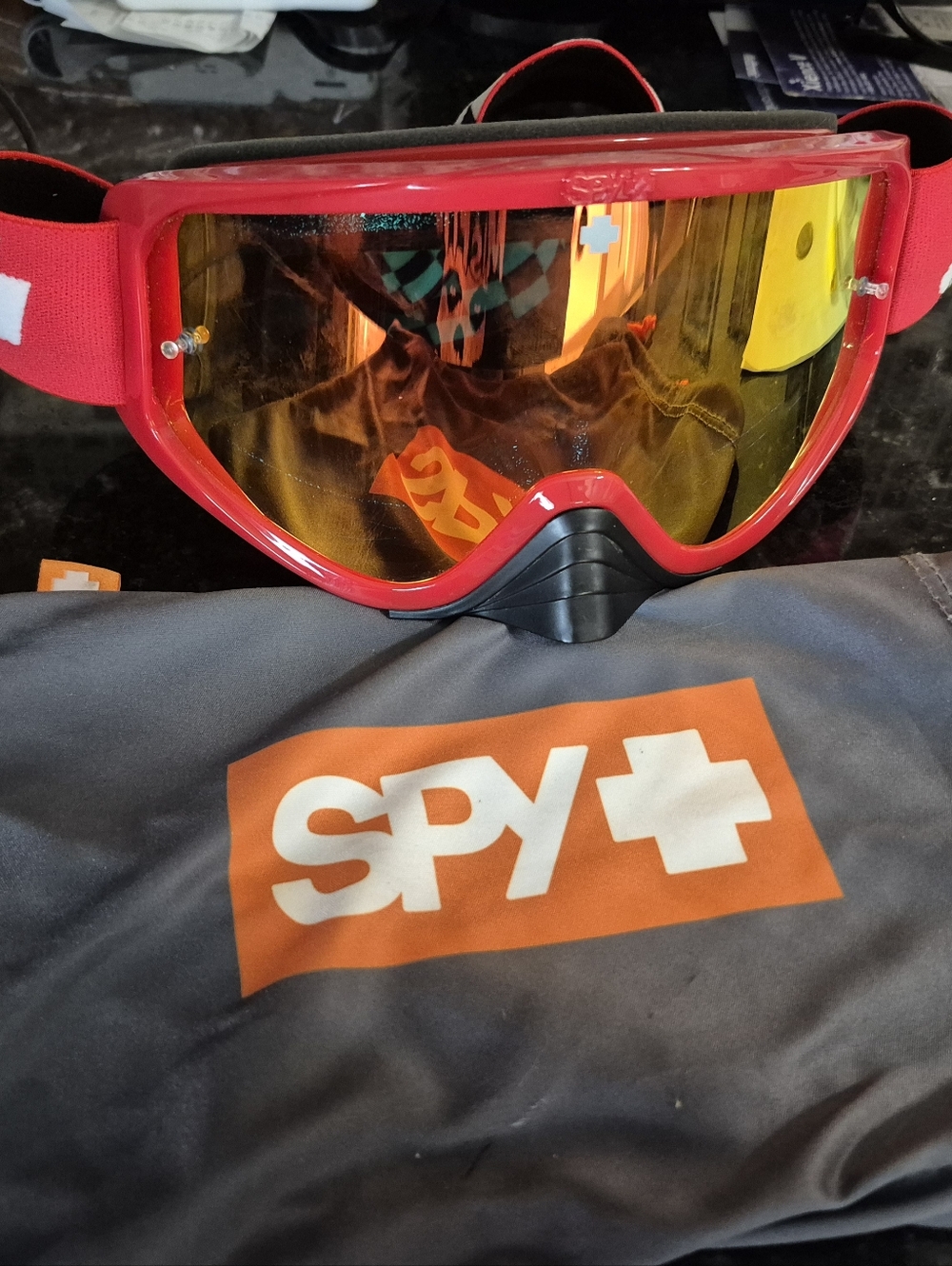 SPY Red Snow/Ski Goggles with Amber Lens
